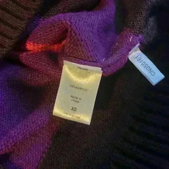 NY & CO rhinestone shoulder colorblock turtleneck sweater size XS - Picture 9 of 12